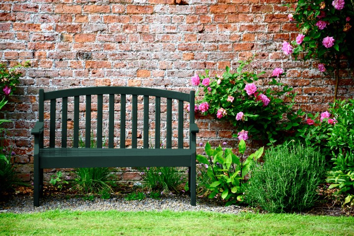 how to creat beutiful bench wit colour
